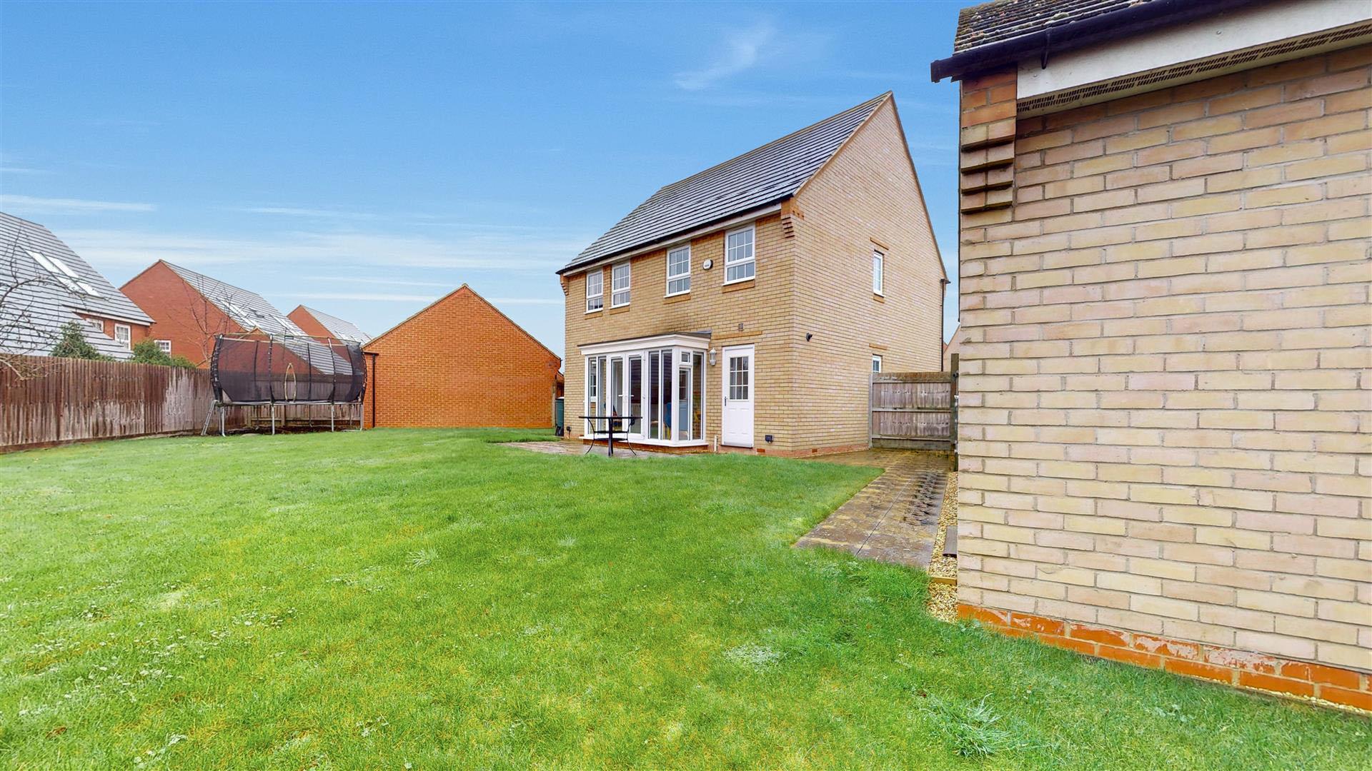 Lamport Crescent, Brooklands, Milton Keynes
